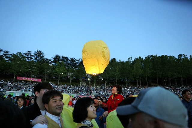 lantern-001.JPG